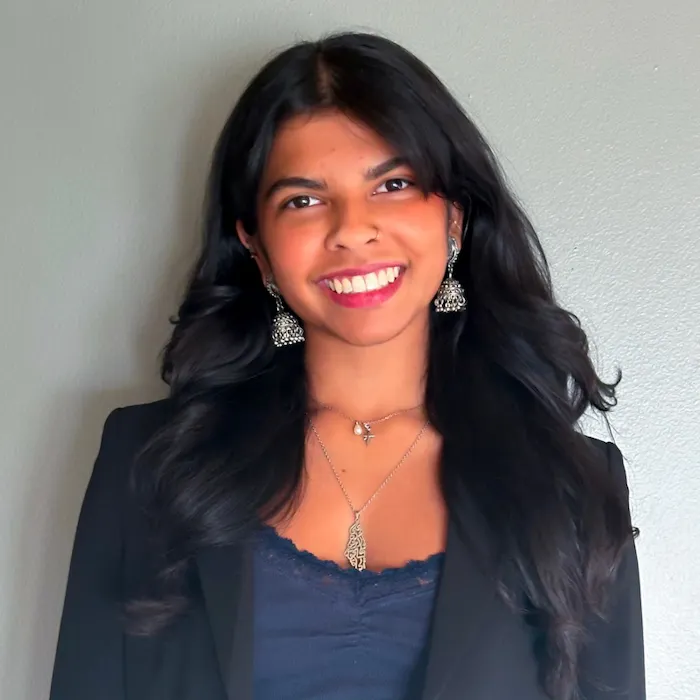 Kaviya Chidambaram ’27 Wins Davis Project for Peace